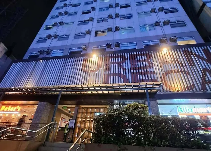 Deca Luxe マニラ市