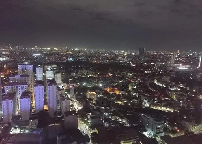 Deca Luxe マニラ市
