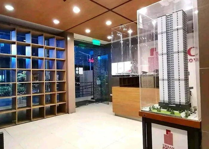 Deca Luxe ホテル マニラ市